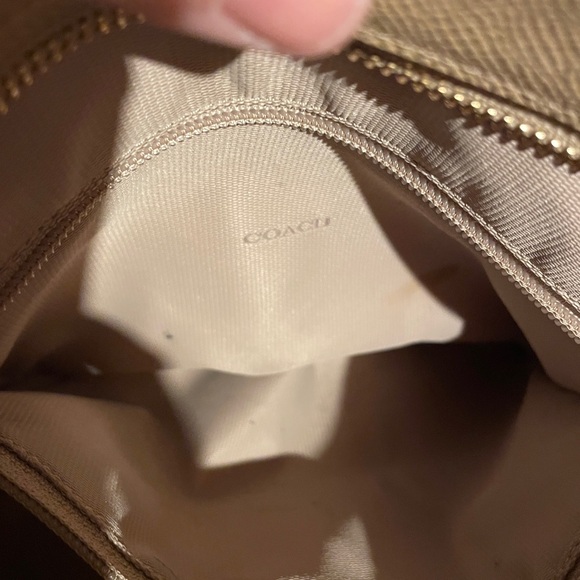 Coach tan leather tote with gold hardware & chain - Picture 10 of 11